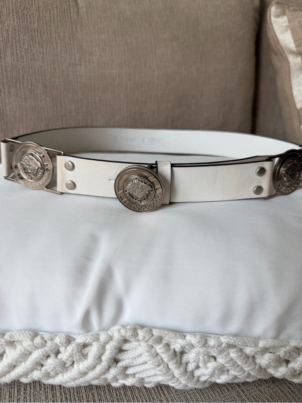 VERSACE White Leather Medusa 3 Coin-Accent Belt